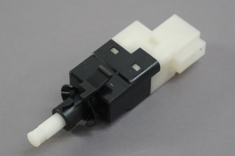 0015456709F - BRAKE LAMP SWITCH