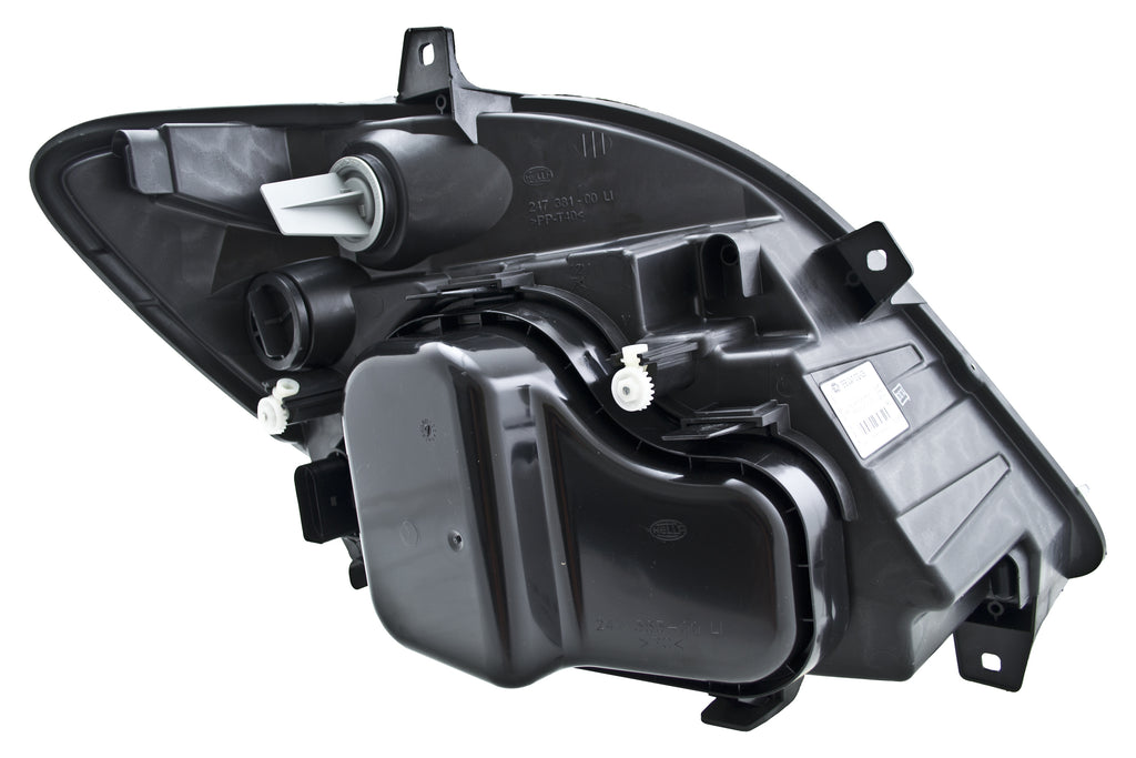 Left Front Halogen Headlight Assembly – 9068201561 | Mercedes Sprinter OEM-Style Headlamp