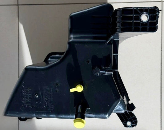 9104702401OE - DEF TANK ASSEMBLY